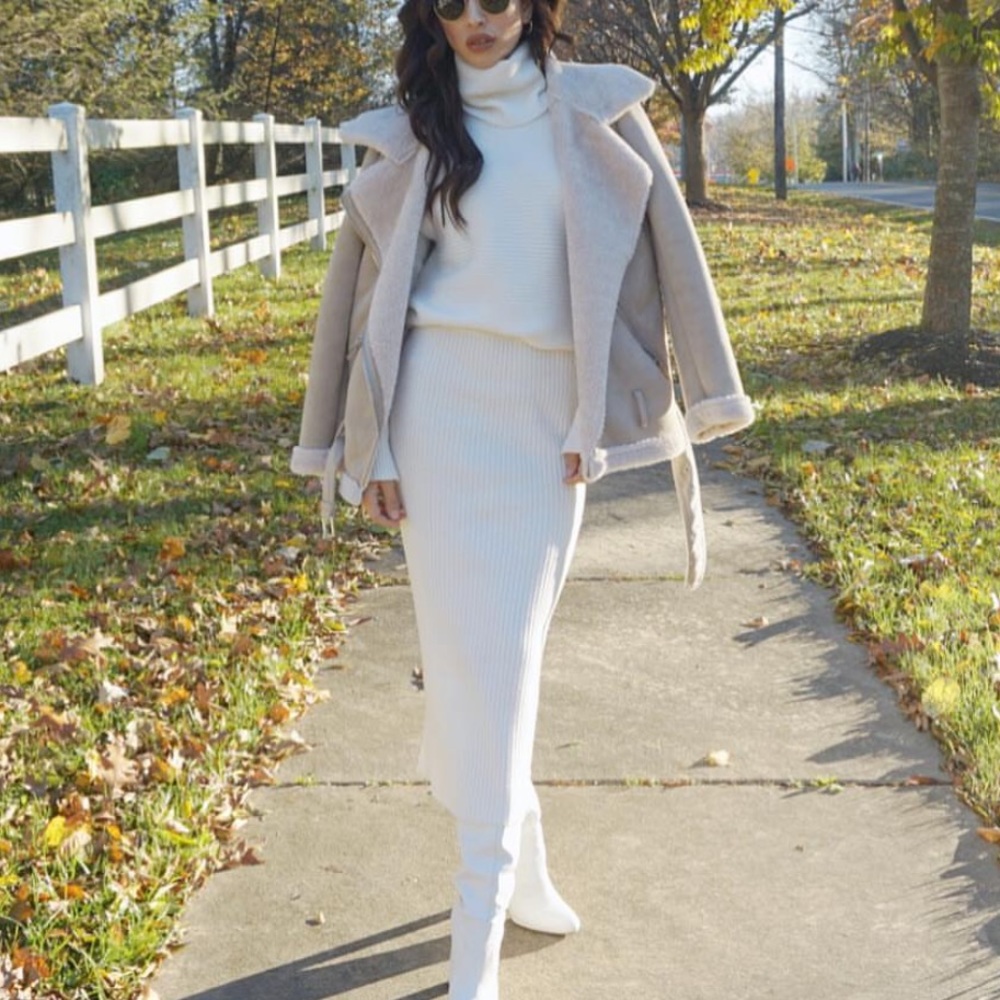 Zara Knit midi skirt